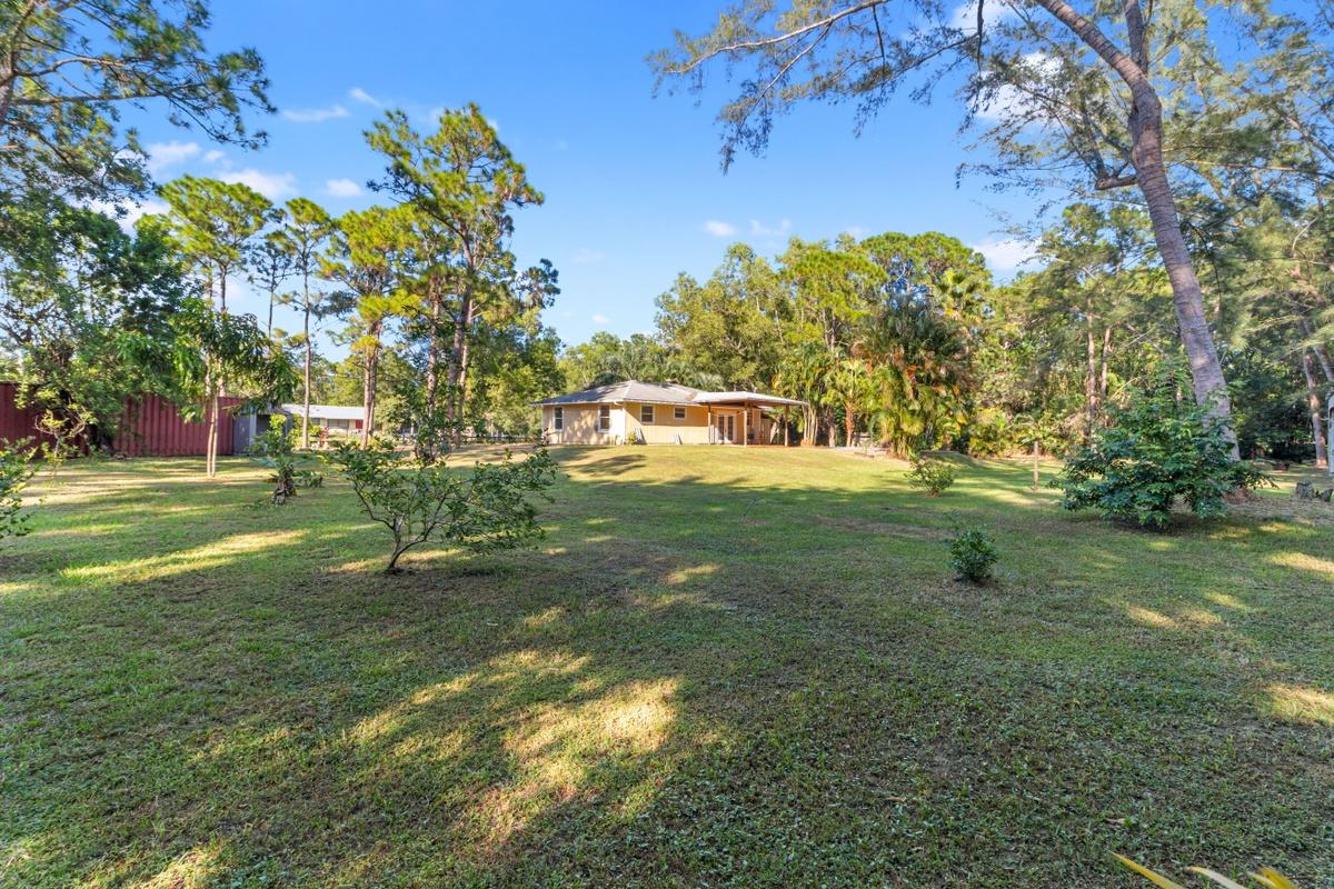 12310 55th Road North Royal Palm Beach, FL 33411 - Photo 20 of 28 Backyard