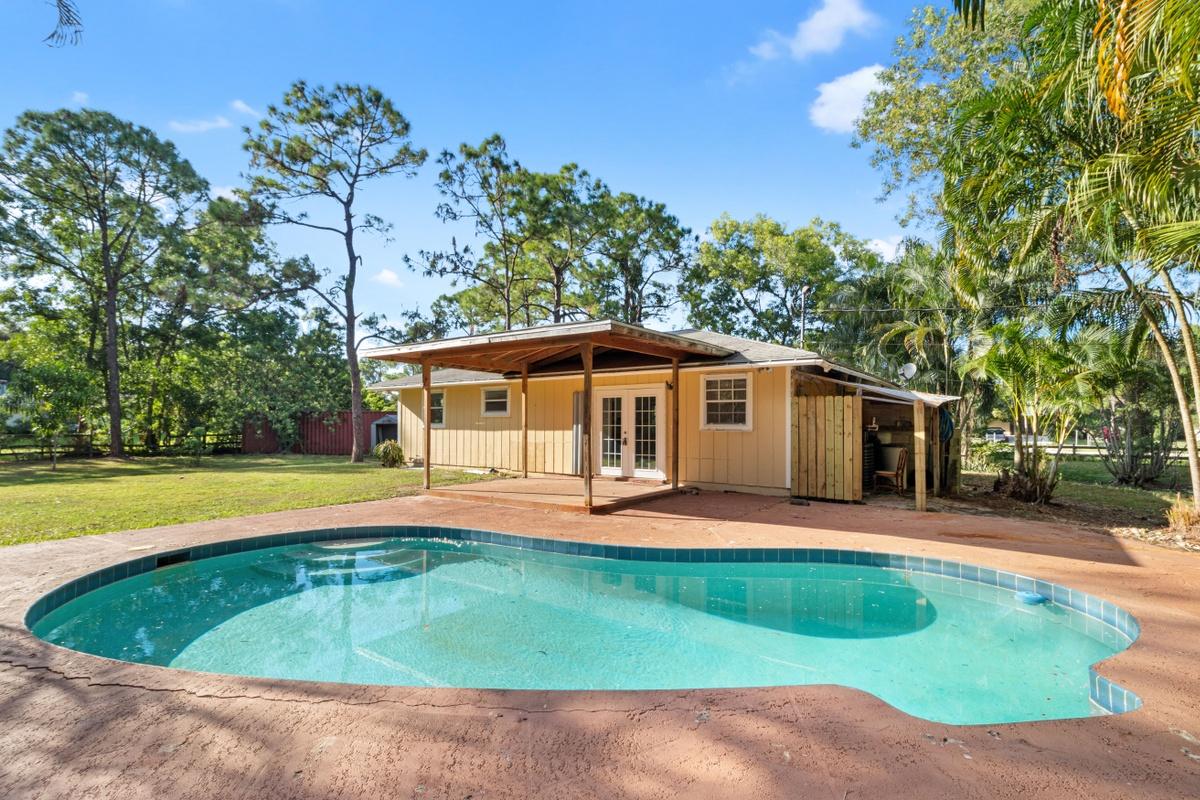 12310 55th Road North Royal Palm Beach, FL 33411 - Photo 2 of 28 Pool