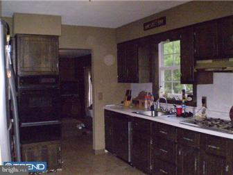 63 Rosedale Drive Bridgeton, NJ 08302 - Photo 8 of 12 Kitchen