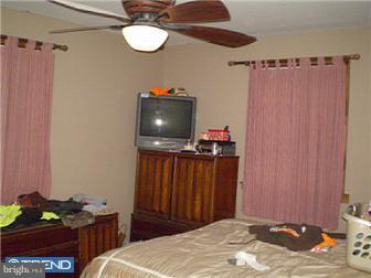 63 Rosedale Drive Bridgeton, NJ 08302 - Photo 10 of 12 Bedroom - Main