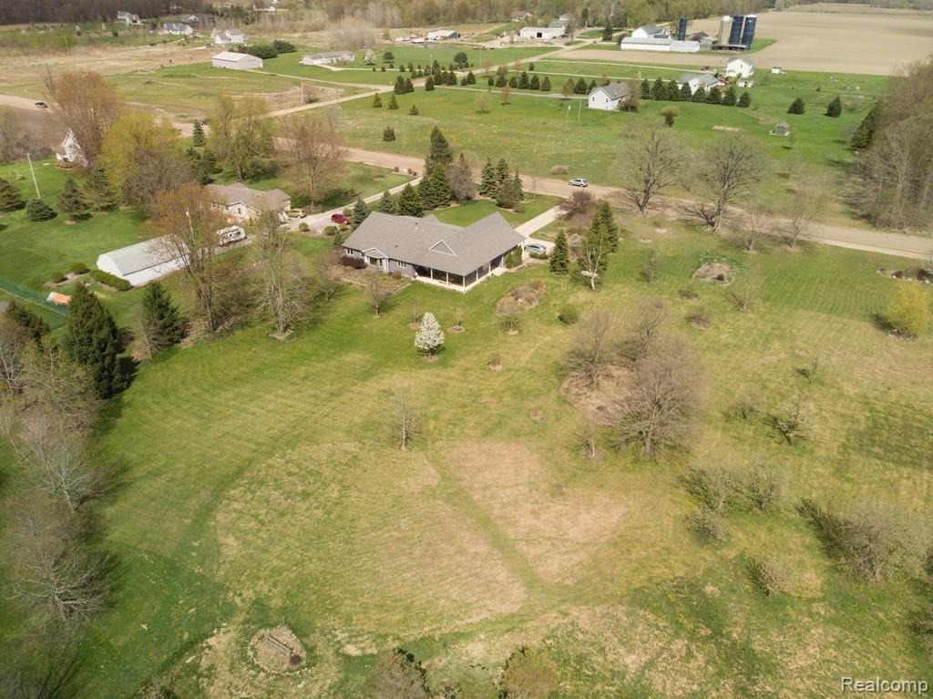 6441 North Nicholson Road Fowlerville, MI 48836 - Photo 43 of 44 DJI_0654.jpg