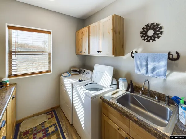 $1,425,000 | 29882 Old Highway 87, Buffalo, WY 82834