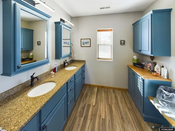 $1,425,000 | 29882 Old Highway 87, Buffalo, WY 82834