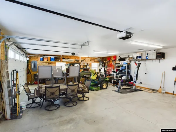 $1,425,000 | 29882 Old Highway 87, Buffalo, WY 82834