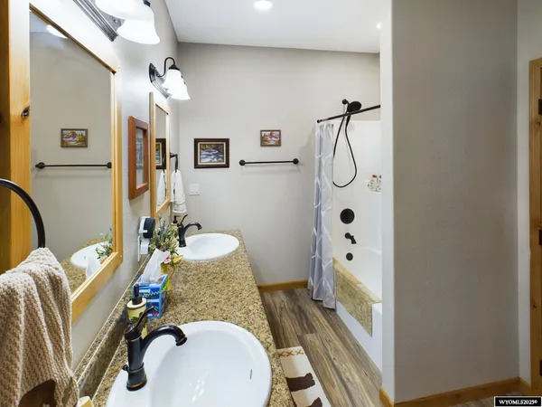 $1,425,000 | 29882 Old Highway 87, Buffalo, WY 82834