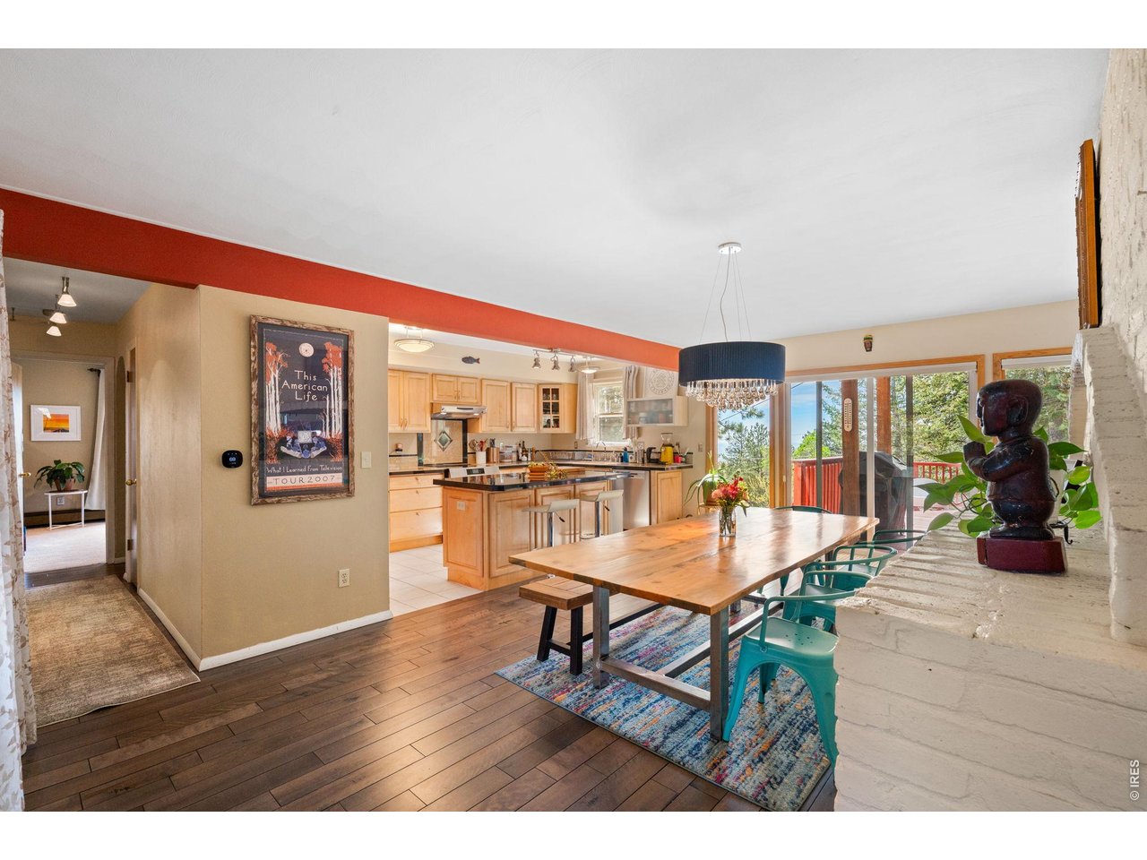 526 Brook Road Boulder, CO 80302 - Photo 16 of 41 Kitchen and Dining Area