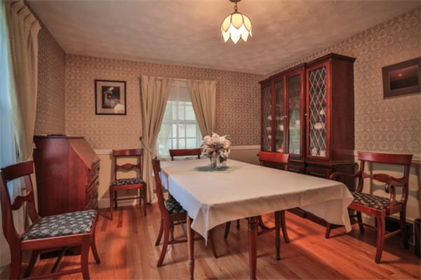 404 Davis Road Bedford, MA 01730 - Photo 9 of 18 Gallery Image 9