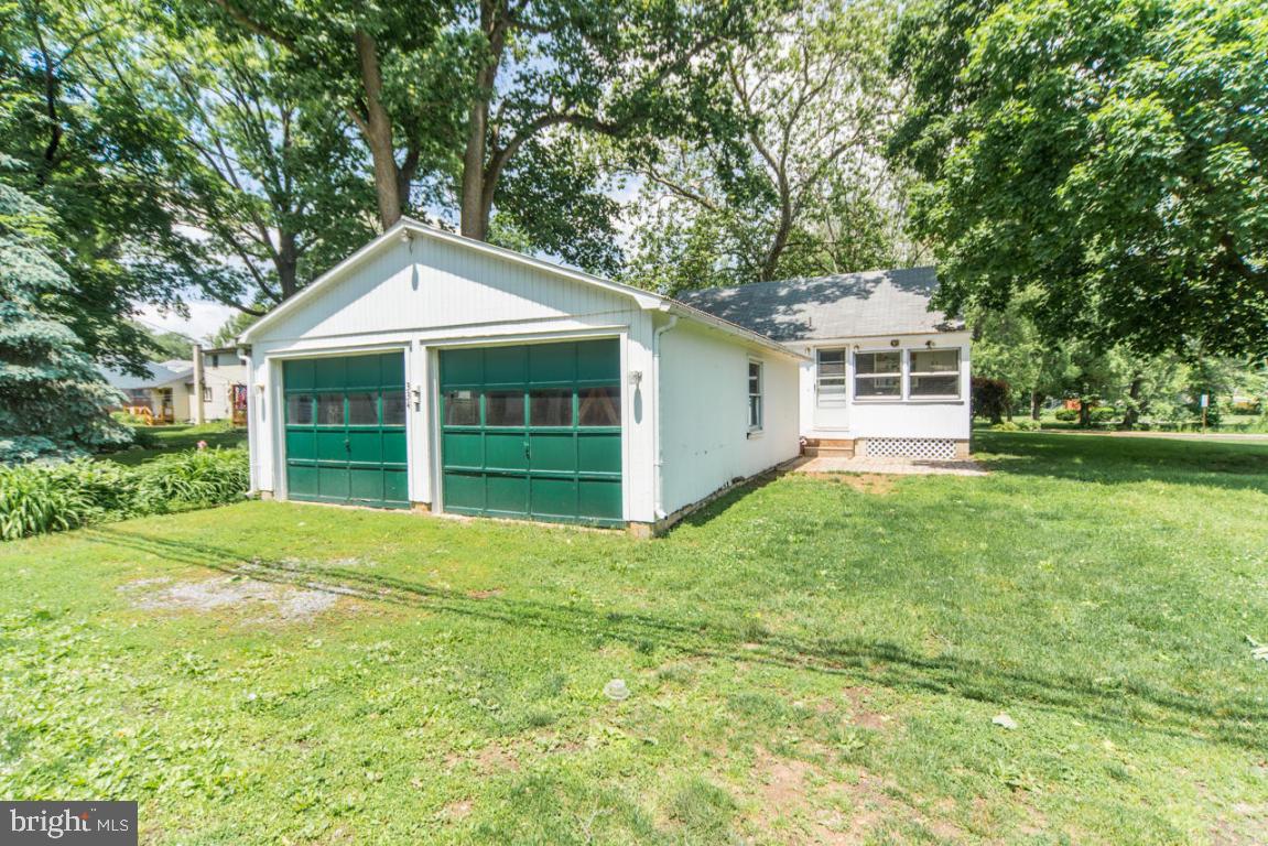 334 East New Street Lititz, PA 17543 - Photo 17 of 17