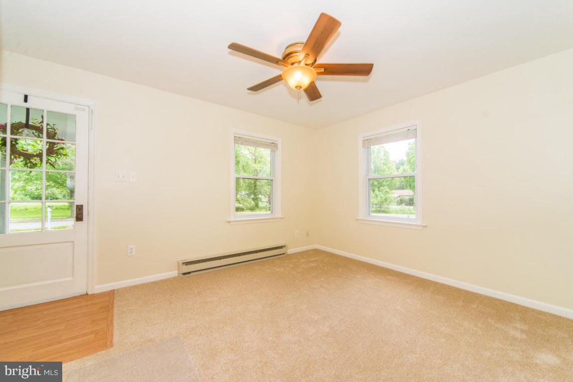 334 East New Street Lititz, PA 17543 - Photo 6 of 17