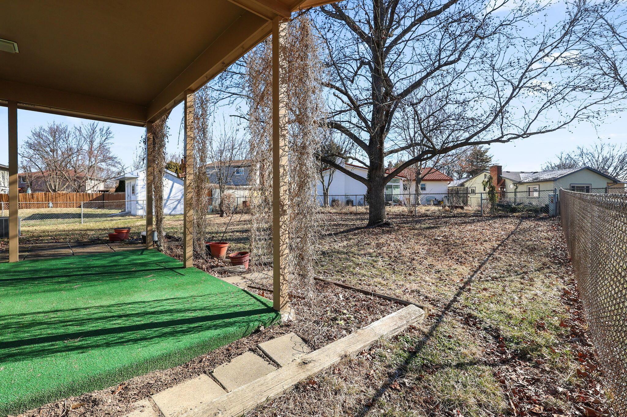 6066 Sandgate Road Columbus, OH 43229 - Photo 39 of 47 54-web-or-mls-G02A8480 (16)