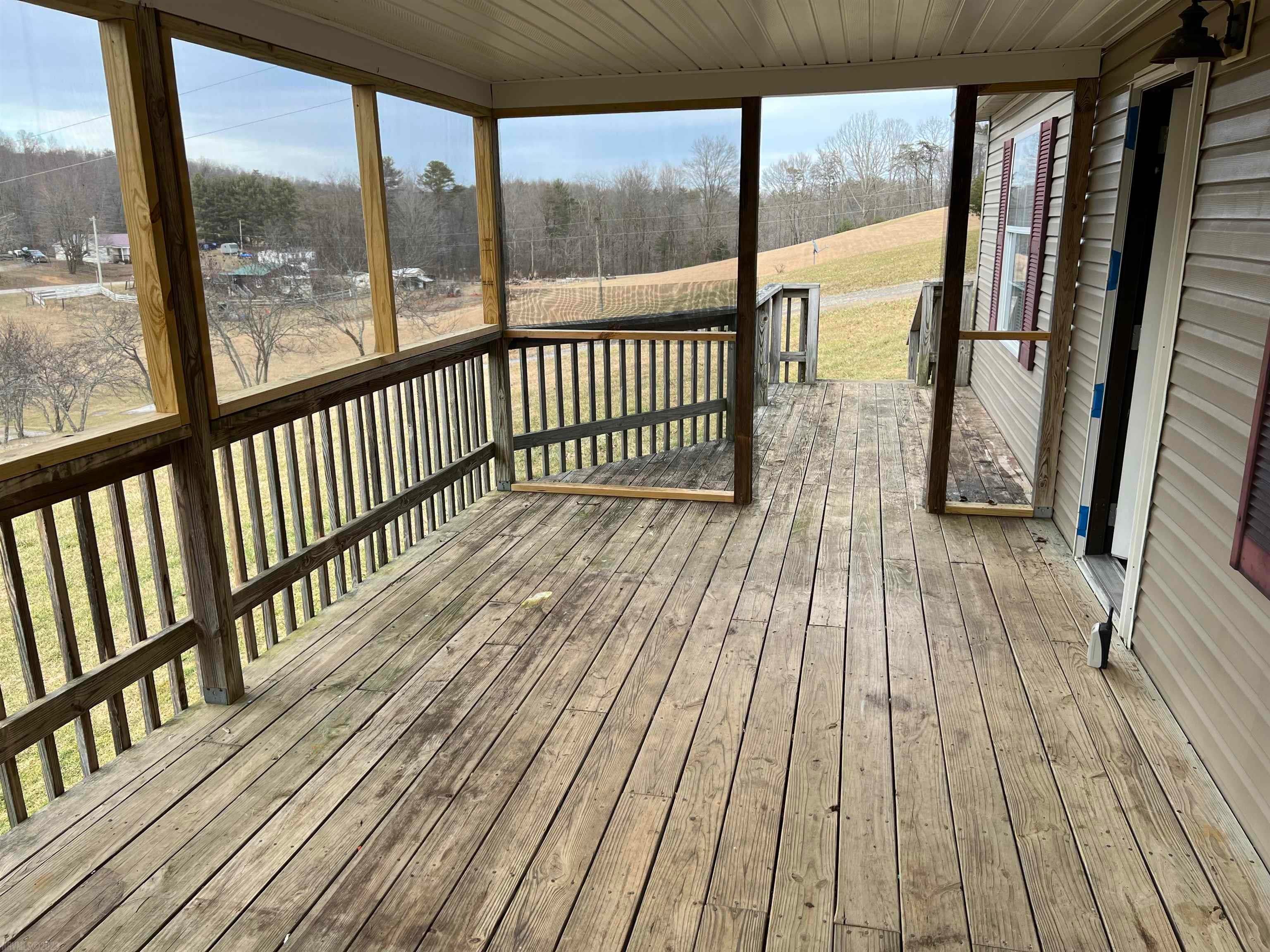 3950 Sunflower Road Pilot, VA 24138 - Photo 9 of 42 Gallery Image 9
