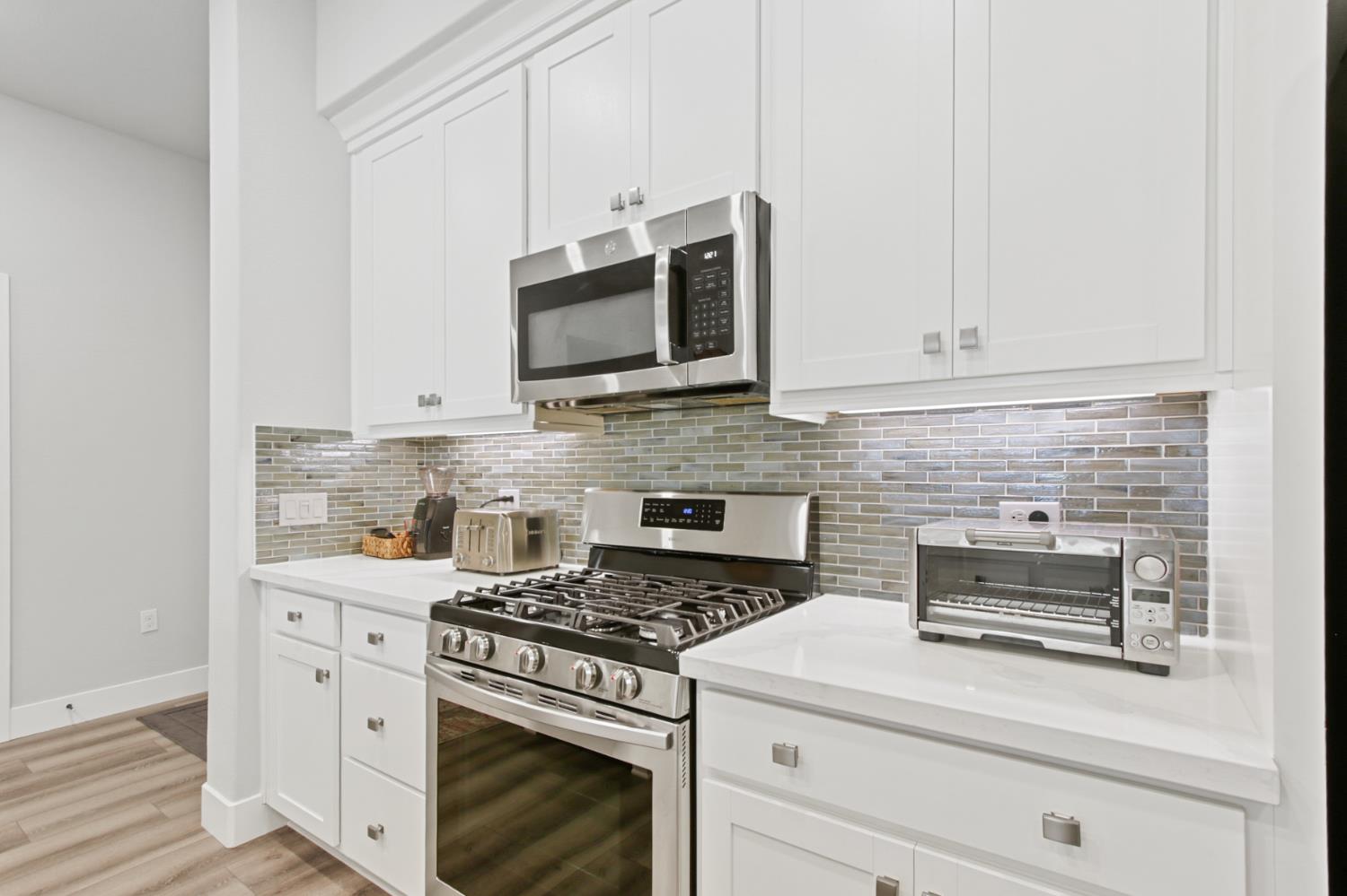 1661 Spring Street, Unit 331 Davis, CA 95616 - Photo 6 of 28