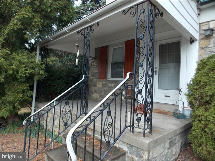 919 Providence Road Springfield, PA 19064 - Photo 1 of 25 Exterior Front
