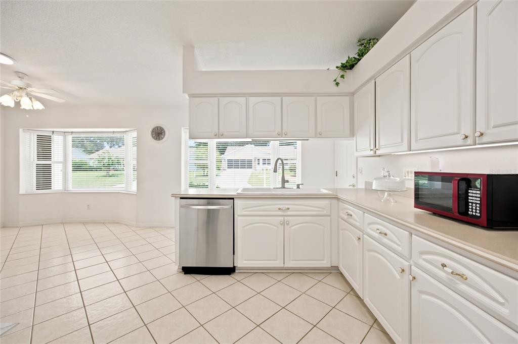 27202 Racquet Circle Leesburg, FL 34748 - Photo 17 of 61