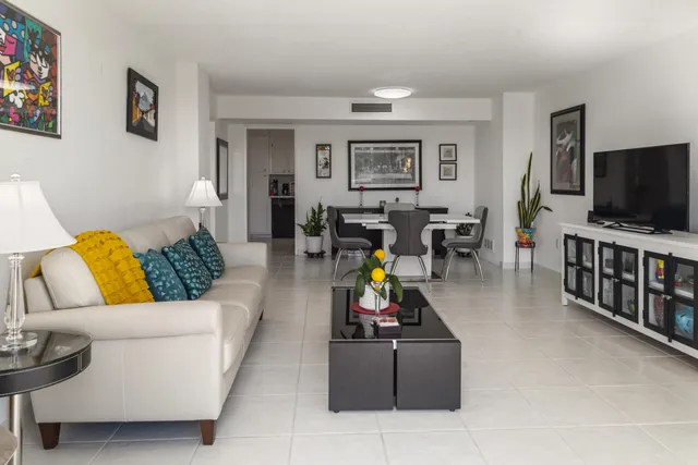 $299,000 | 2841 Northeast 163rd Street, Unit 402, North Miami Beach, FL 33160
