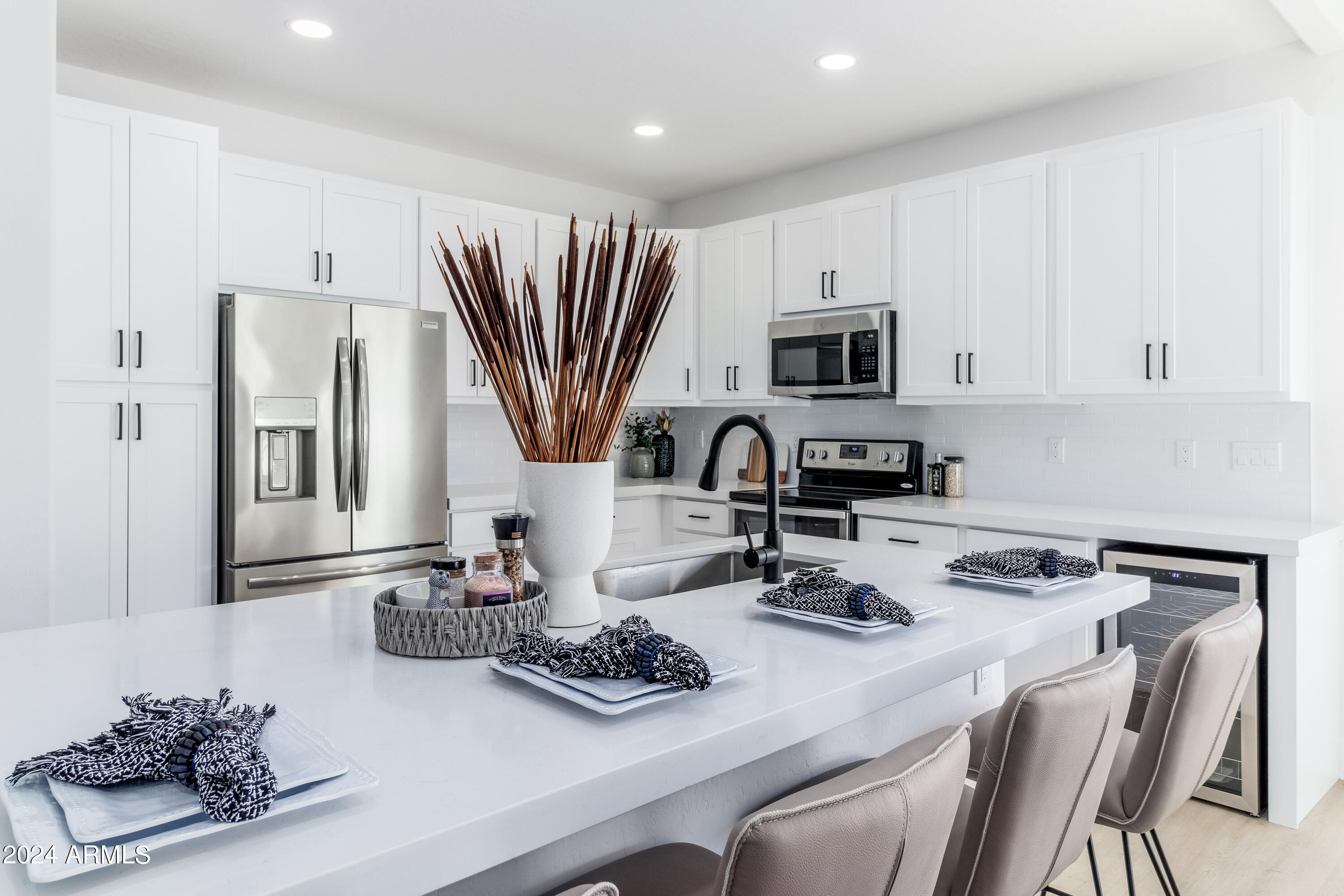 3034 North 39th Street, Unit 12 Phoenix, AZ 85018 - Photo 20 of 29 3034 N 39th St - 02