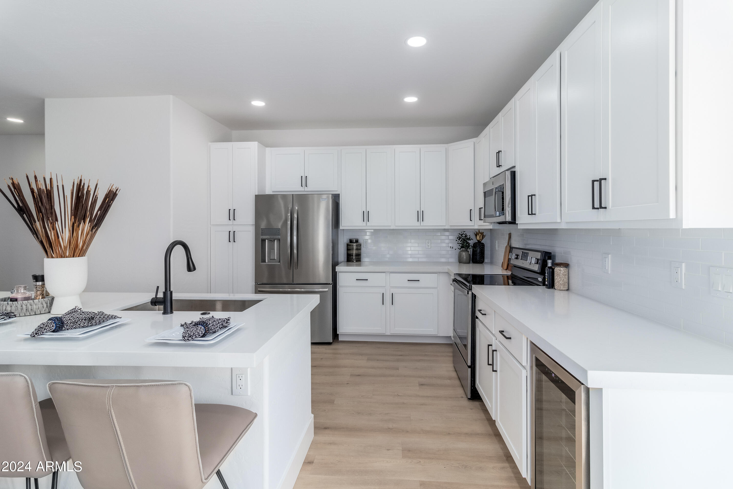 3034 North 39th Street, Unit 12 Phoenix, AZ 85018 - Photo 22 of 29 3034 N 39th St - 06