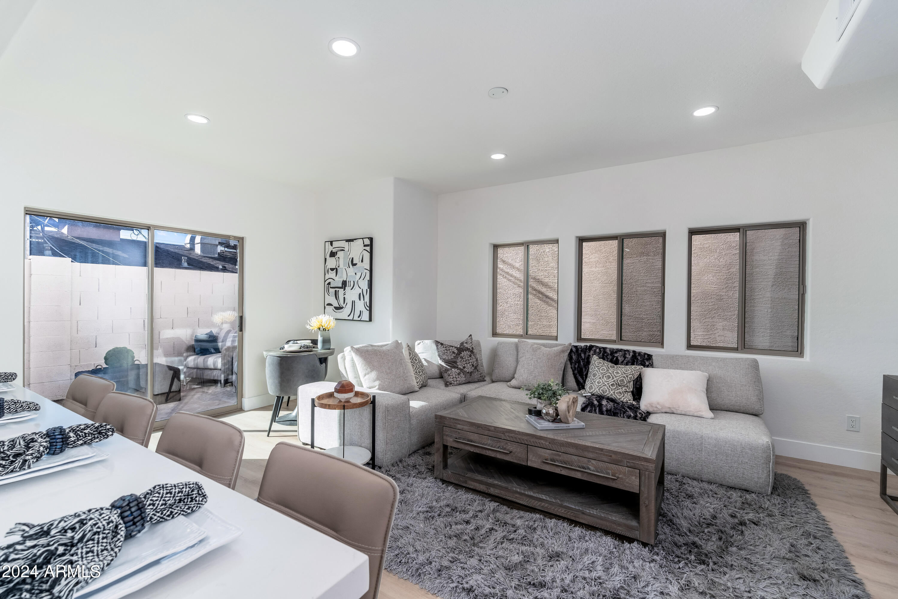 3034 North 39th Street, Unit 12 Phoenix, AZ 85018 - Photo 24 of 29 3034 N 39th St - 08