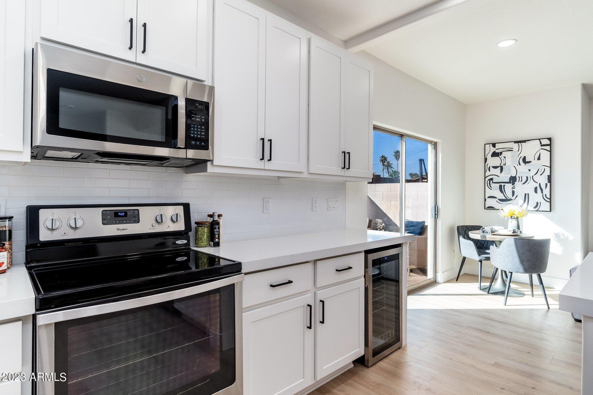 3034 North 39th Street, Unit 12 Phoenix, AZ 85018 - Photo 10 of 29 3034 N 39th St - 07