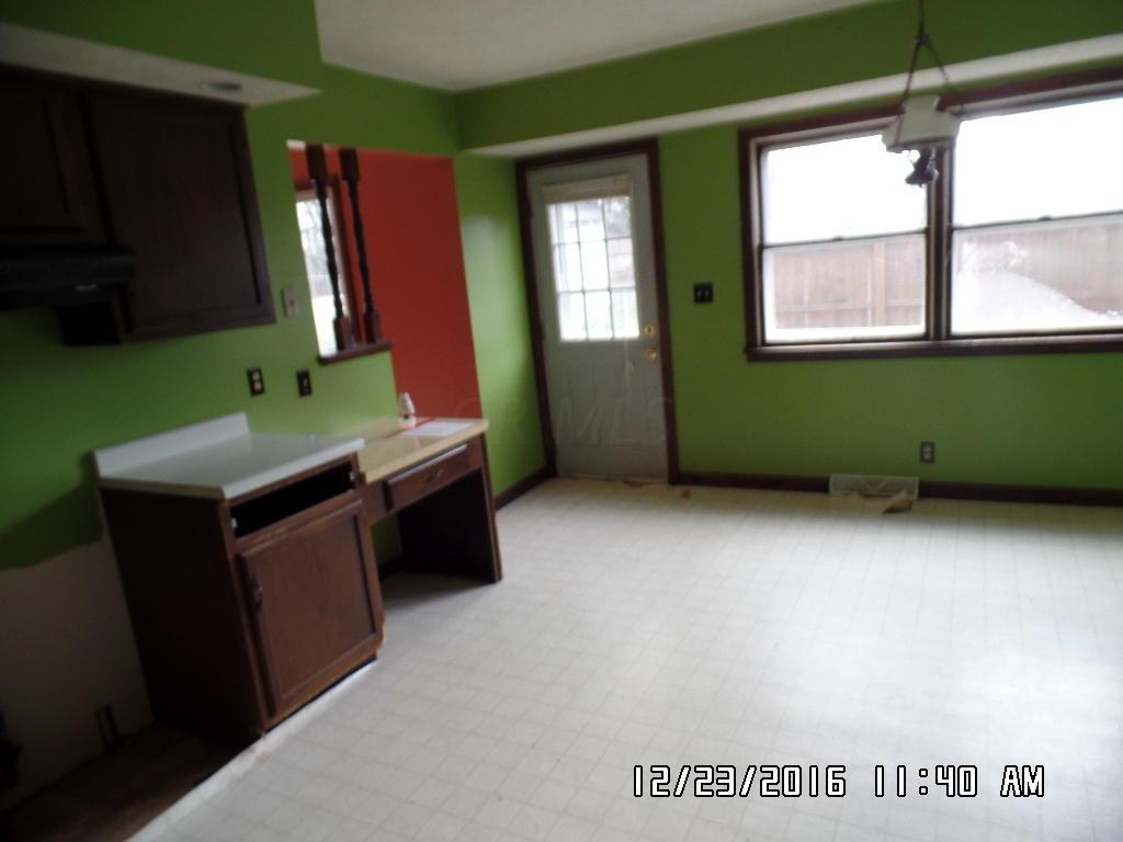 13 Doddridge Road Southeast Newark, OH 43056 - Photo 4 of 14