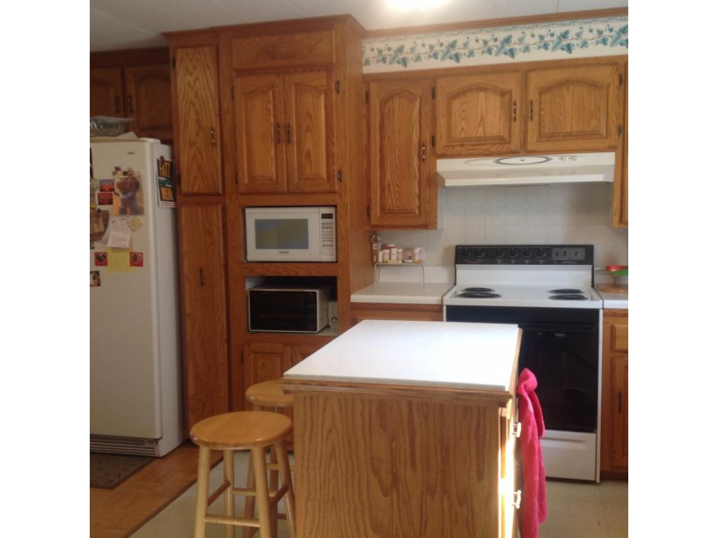 1063 Smalling Road Johnson City, TN 37601 - Photo 12 of 23 Kitchen