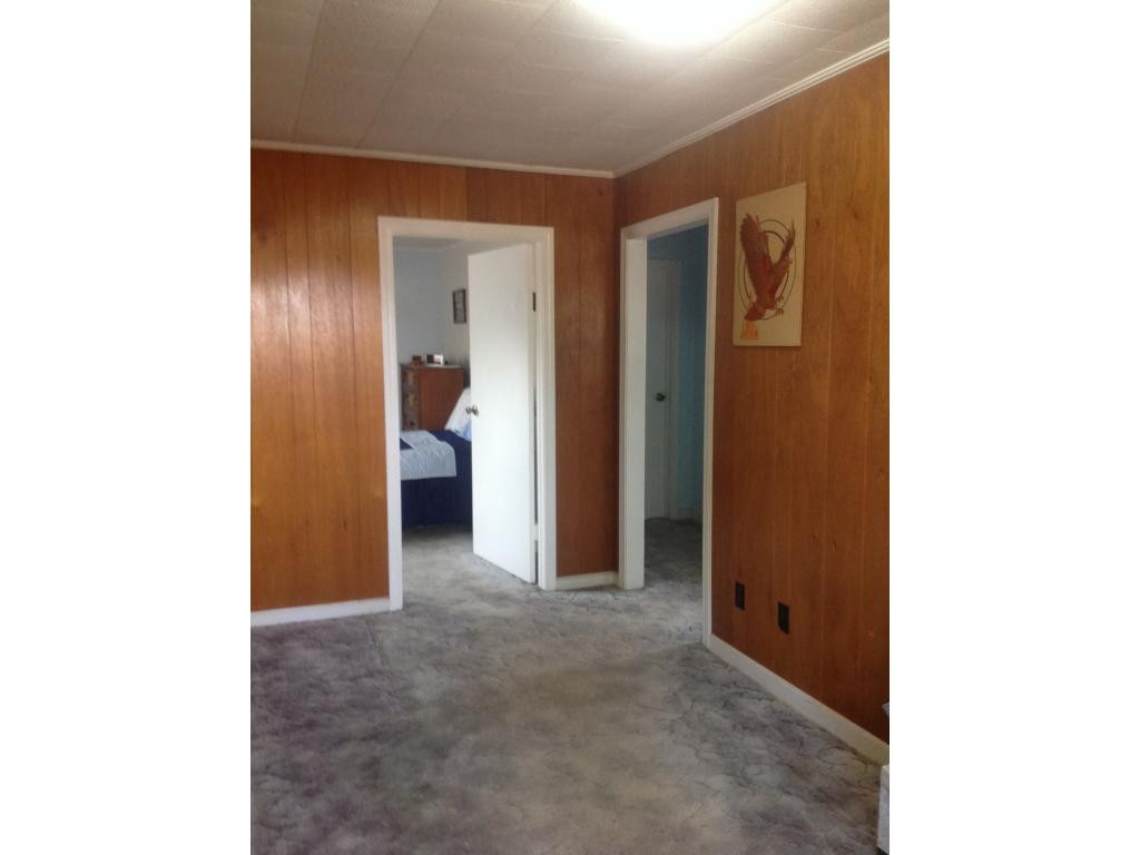 1063 Smalling Road Johnson City, TN 37601 - Photo 19 of 23 Center Hall Upstairs