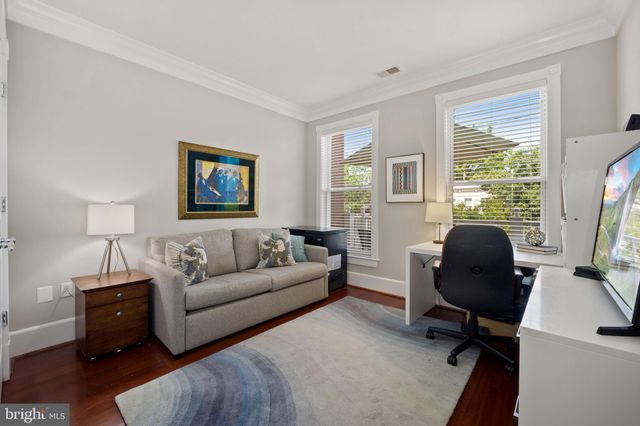 $720,000 | 910 Powhatan Street, Unit 201S, Alexandria, VA 22314