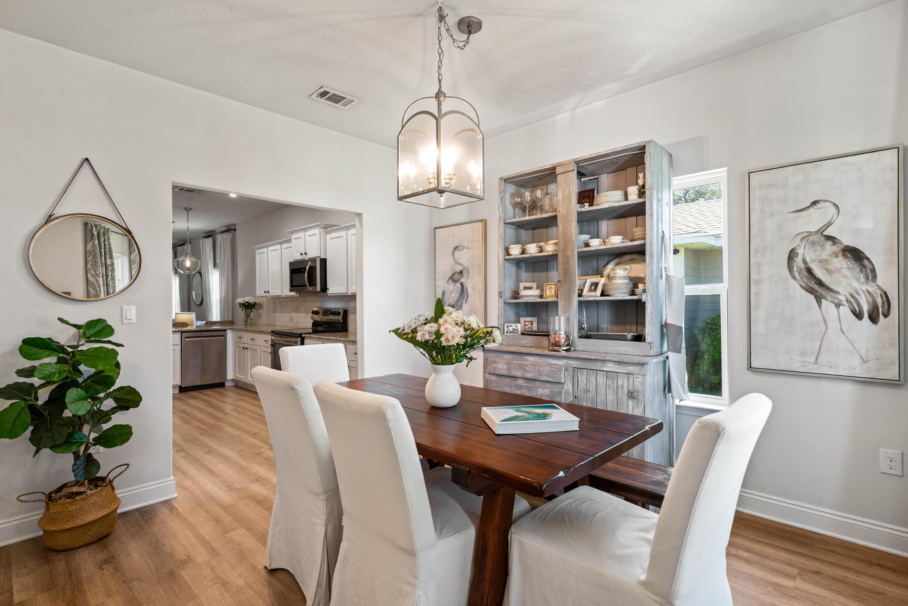 111 Brandywine Road Freeport, FL 32439 - Photo 12 of 40 Dining Area