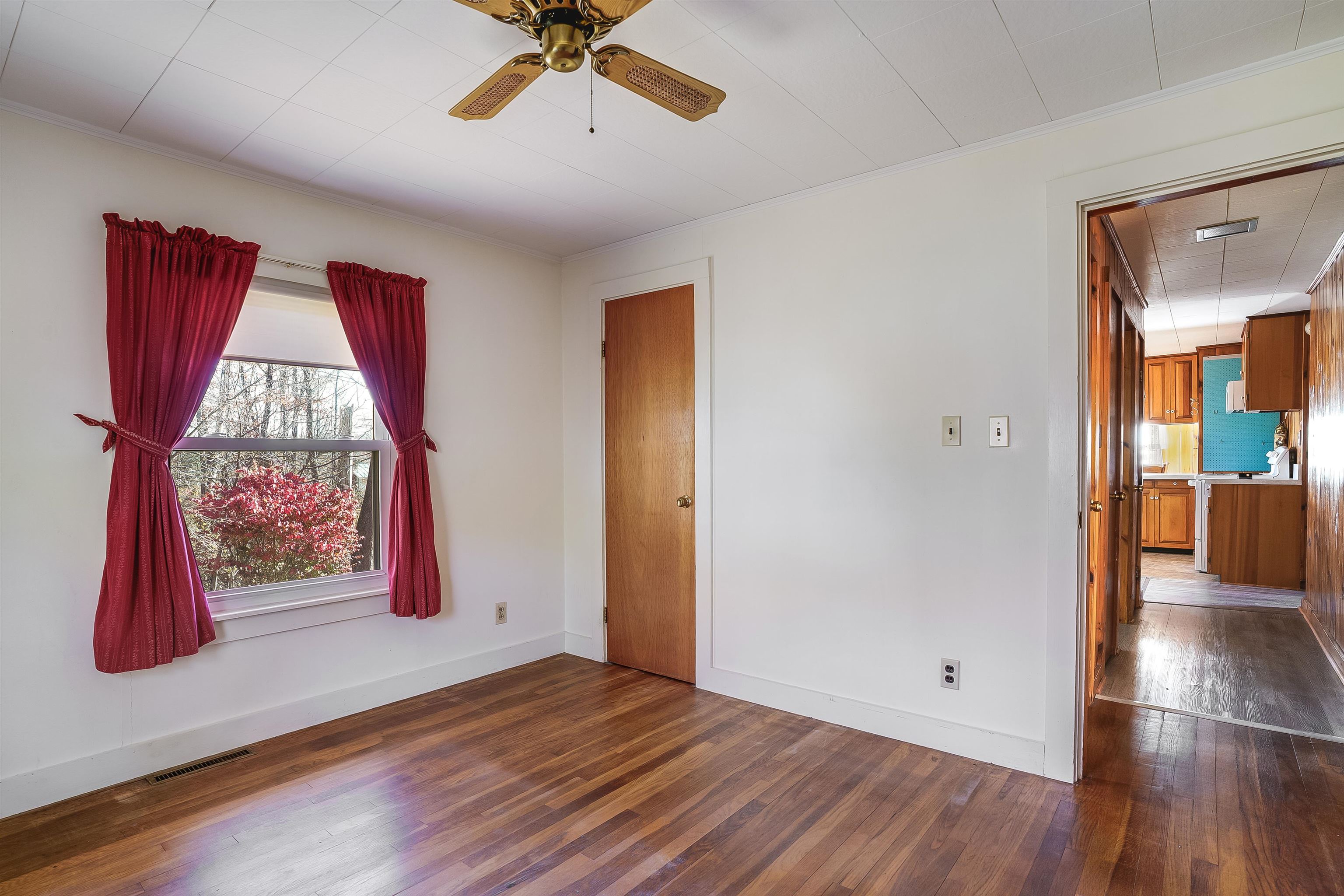 29 North Main Street Antrim, NH 03440 - Photo 23 of 46