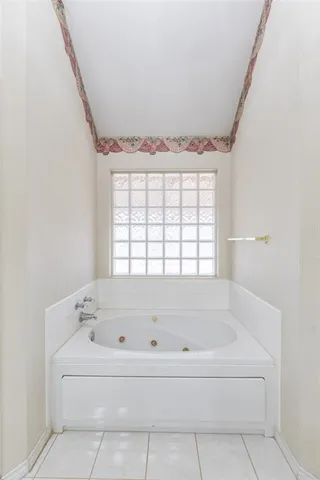 $365,000 | 4018 Ridgmar Lane, Abilene, TX 79606