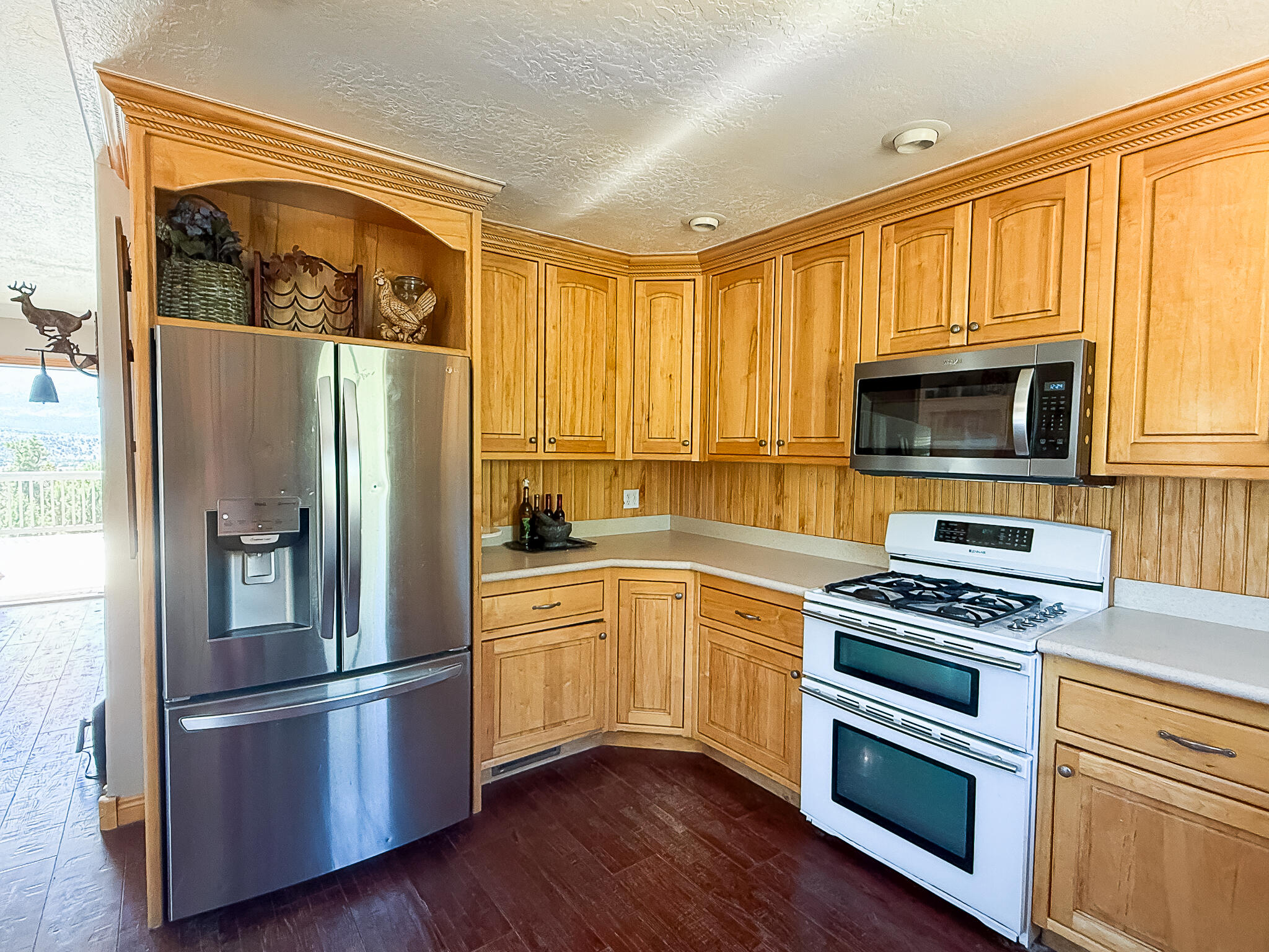 425 East Mule Deer Road Central, UT 84722 - Photo 17 of 72 kitchen