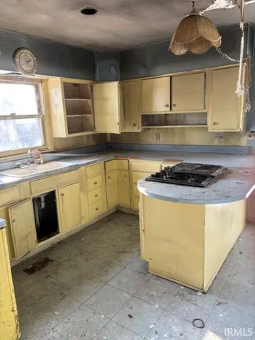 $38,000 | 3528 South Adams Street, Marion, IN 46953