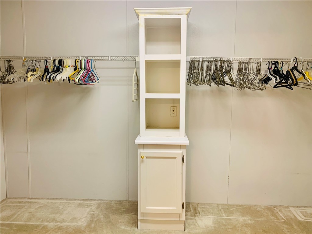 1578 Horseshoe Road Iva, SC 29655 - Photo 28 of 47 MASTER CLOSET
