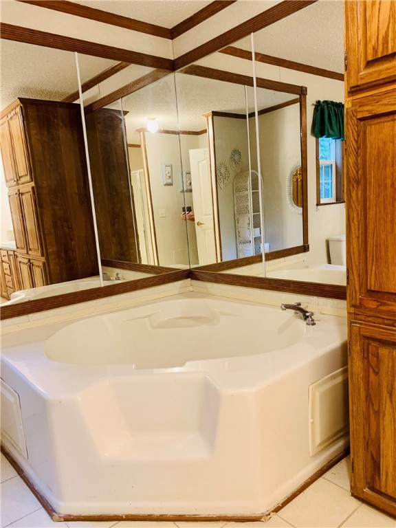 1578 Horseshoe Road Iva, SC 29655 - Photo 35 of 47 MASTER BATHROOM