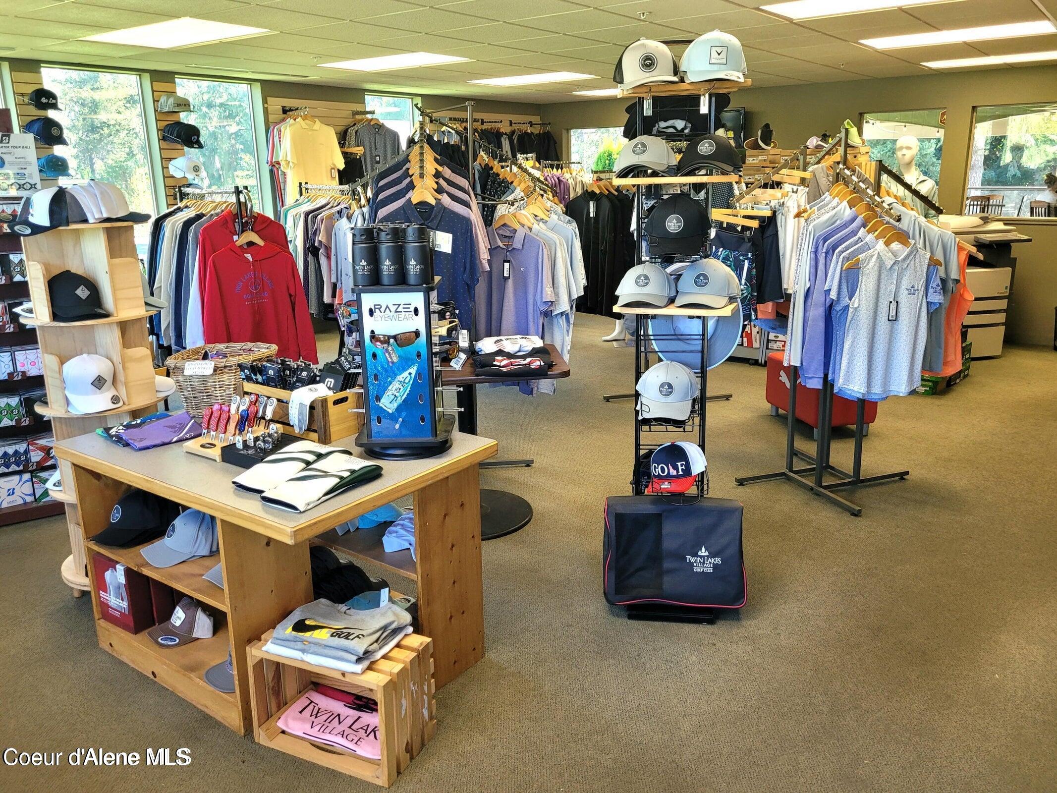 5305 West Fairway Lane, Unit 21 Rathdrum, ID 83858 - Photo 33 of 45 Gift Shop