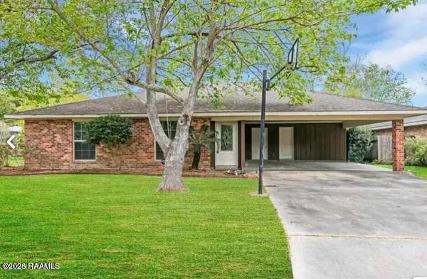 $1,880 | 403 Yvette Marie Drive, Lafayette, LA 70508