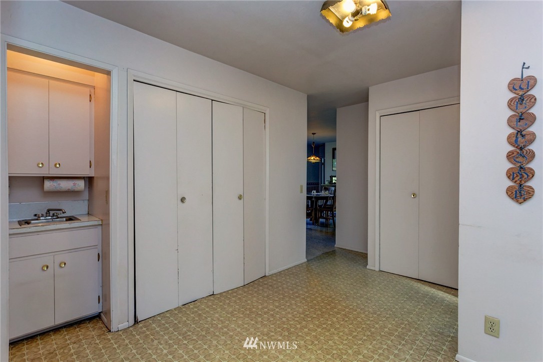 3143 Grandview Road Ferndale, WA 98248 - Photo 15 of 25