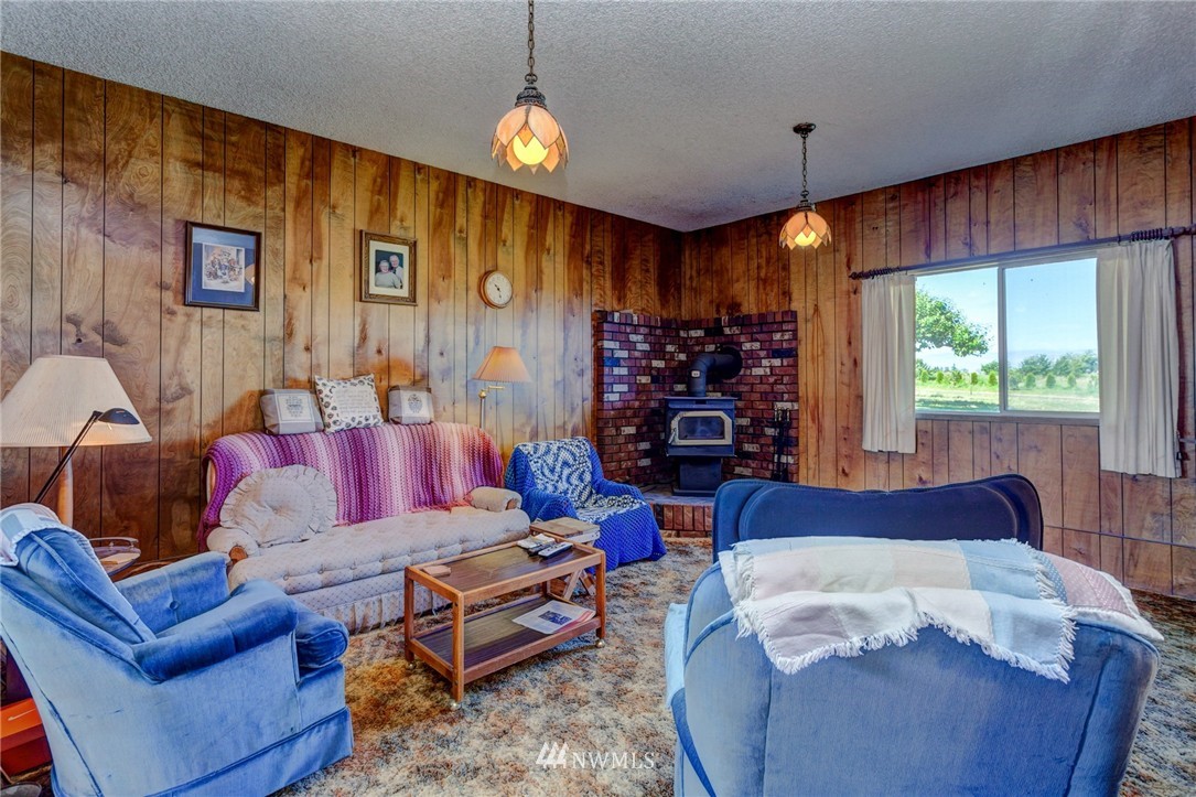 3143 Grandview Road Ferndale, WA 98248 - Photo 5 of 25