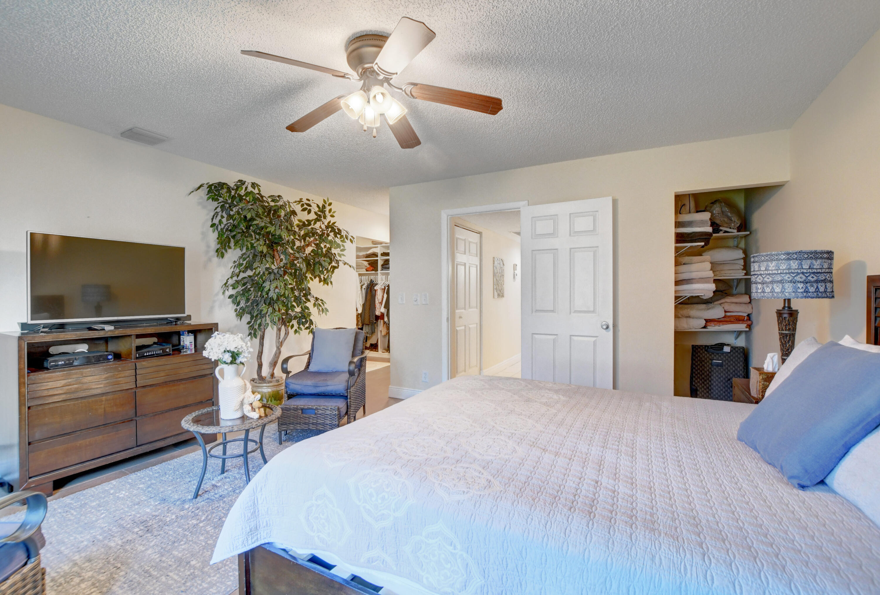 5110 Nesting Way, Unit B Delray Beach, FL 33484 - Photo 25 of 47 25_ebf_0961_2_3_4_5