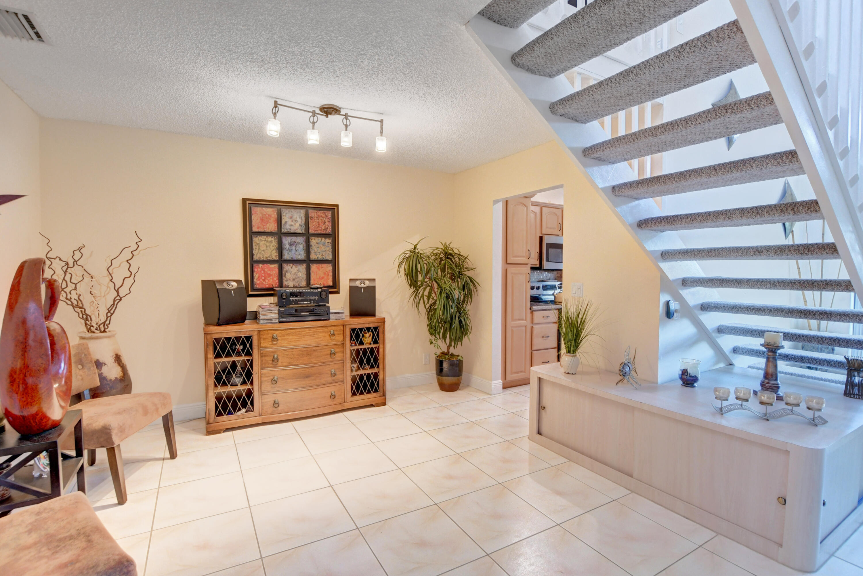 5110 Nesting Way, Unit B Delray Beach, FL 33484 - Photo 9 of 47 09_ebf_0876_77_78_79_80