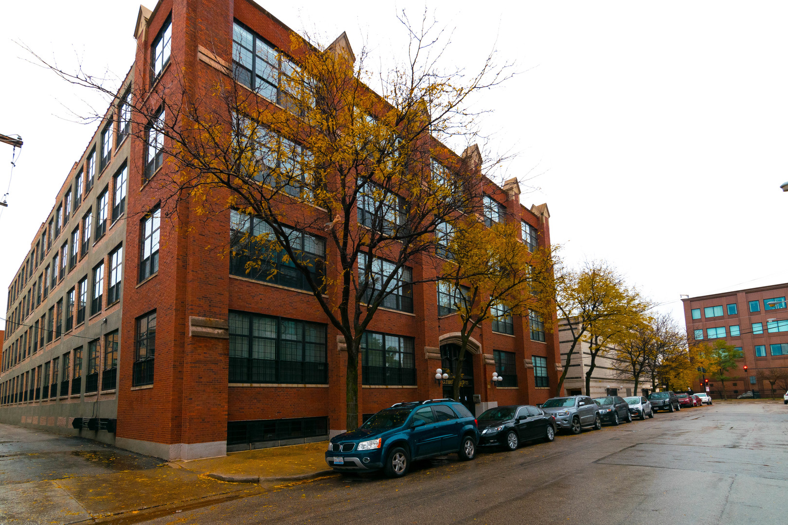 17 North Loomis Street, Unit 2H Chicago, IL 60607 - Photo 1 of 19