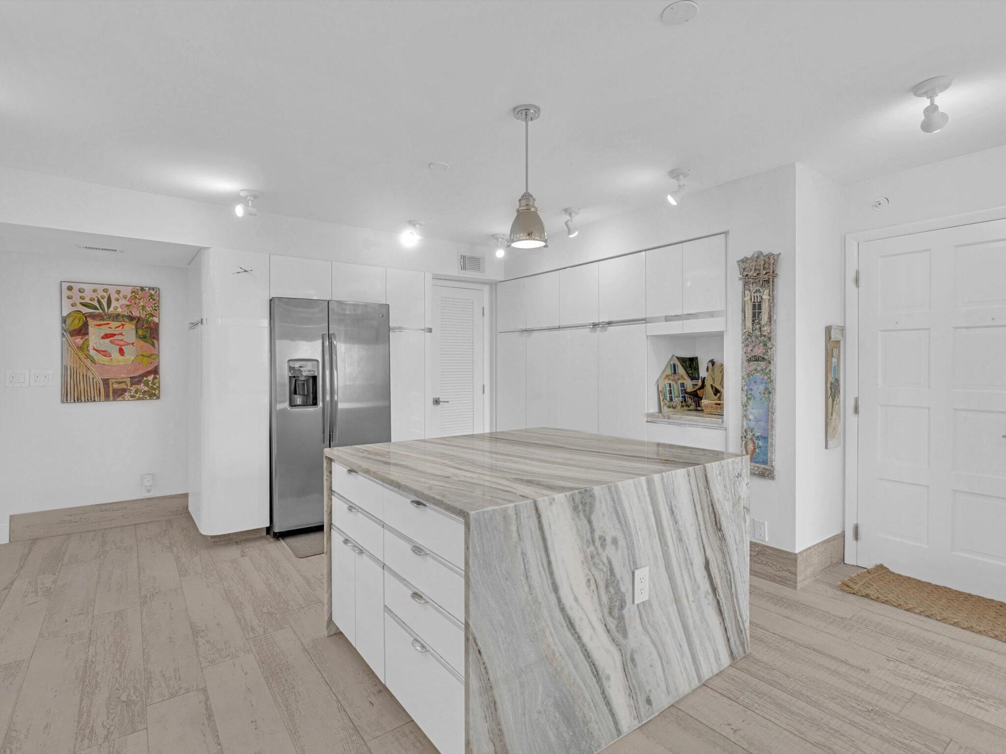3000 South Ocean Boulevard, Unit 1504 Boca Raton, FL 33432 - Photo 14 of 64 25-DSC2781