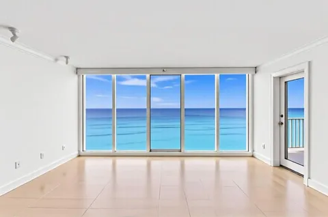 $2,281,000 | 3000 South Ocean Boulevard, Unit 1504, Boca Raton, FL 33432