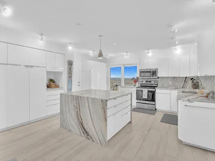 $2,281,000 | 3000 South Ocean Boulevard, Unit 1504, Boca Raton, FL 33432