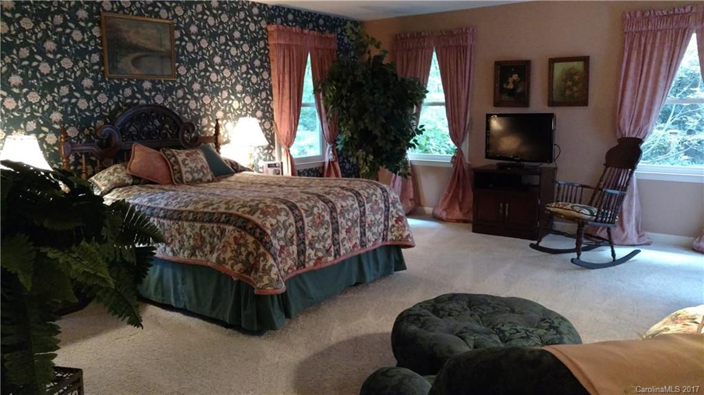 8329 Getalong Road, Unit 20 Charlotte, NC 28213 - Photo 7 of 24 Gallery Image 7