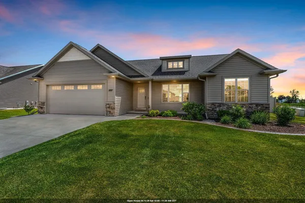 $479,900 | 1897 Meadowland Court, Green Bay, WI 54311