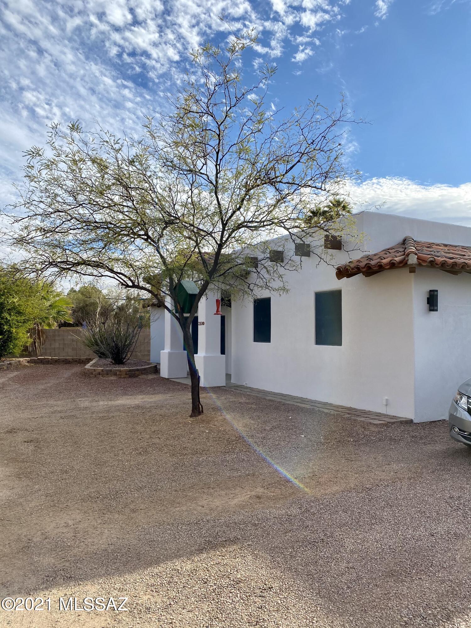 2330 East Prince Road Tucson, AZ 85719 - Photo 4 of 20 Gallery Image 4