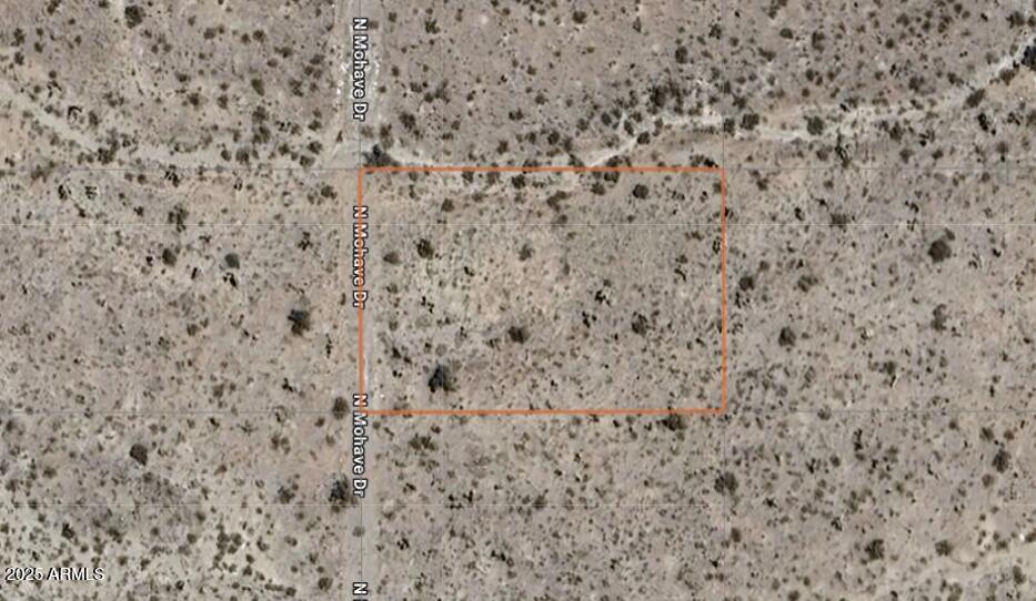 0 North Mohave Drive, Unit 48 Dolan Springs, AZ 86441 - Photo 14 of 14 a close up of a white marble wall