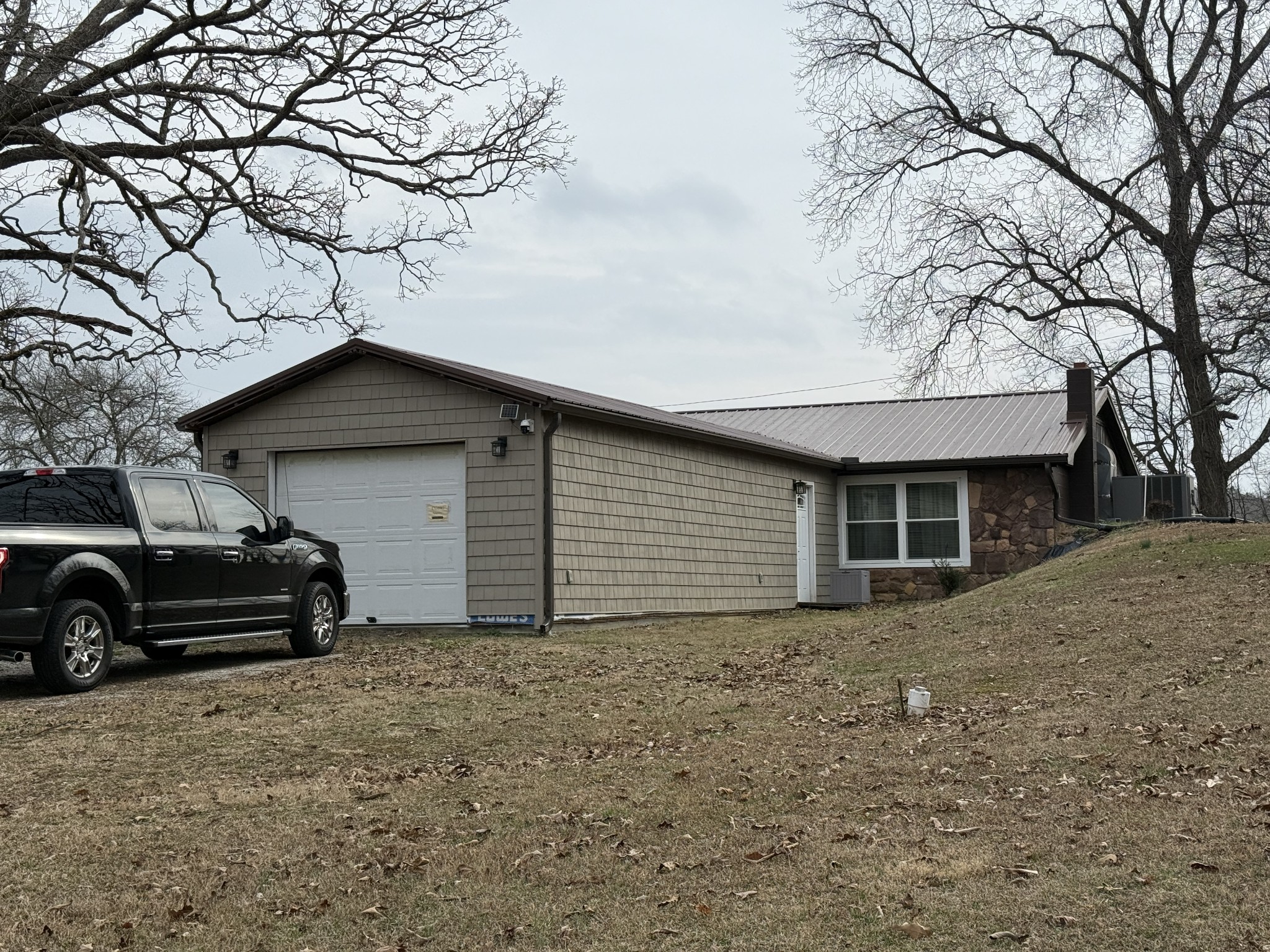 201 South Point Drive Camden, TN 38320 - Photo 2 of 30