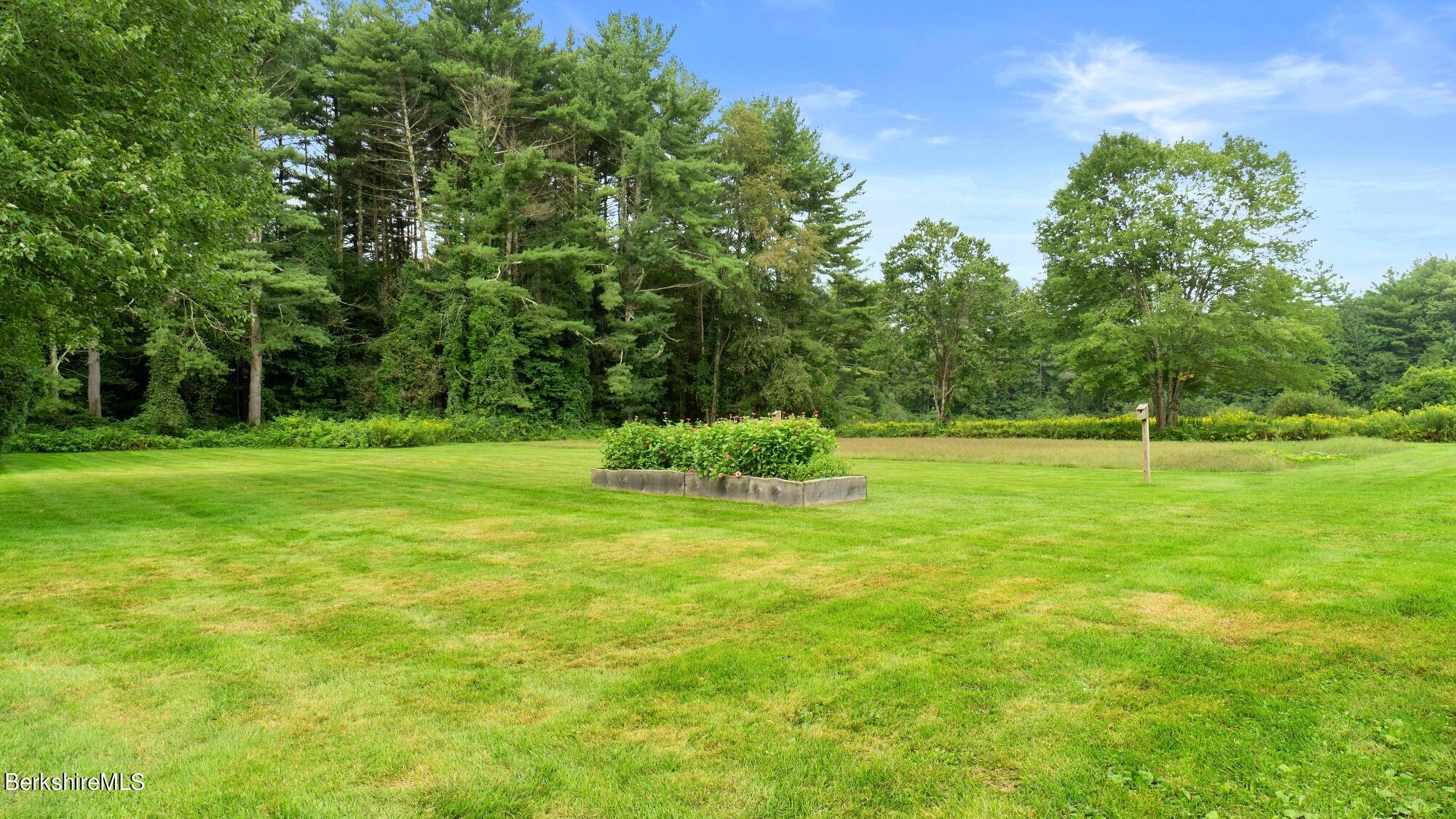 277 County Road Sheffield, MA 01230 - Photo 7 of 30 Grounds